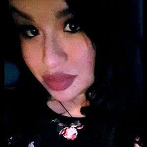 Meet your Posher, Lee